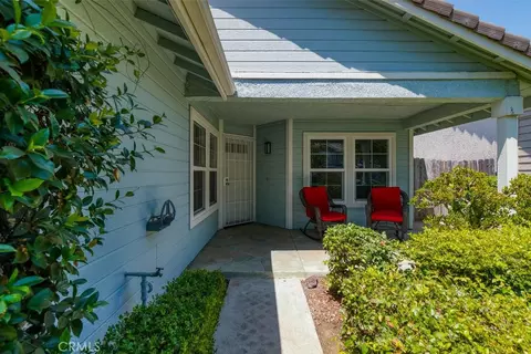 Exterior - 2720 E Walnut #18, Orange, CA 92867 photo 3 of 13