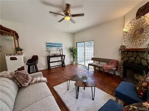 Living - 356 E Plenty, Long Beach, CA 90805 photo 6 of 6