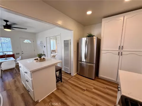 Kitchen - 356 E Plenty, Long Beach, CA 90805 photo 3 of 3