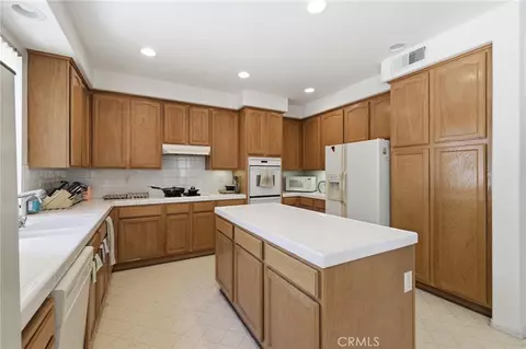 Kitchen - 1757 W Andes Dr, Upland, CA 91784 photo 1 of 4