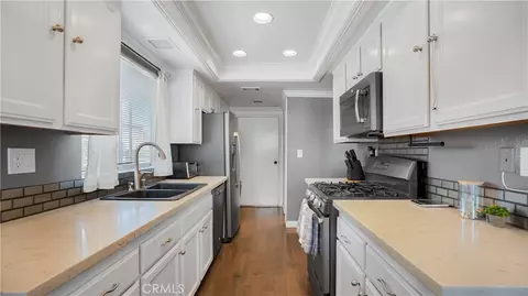 Entry Way - 10678 Bell St #13, Stanton, CA 90680 photo 2 of 2