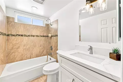 Bath - 21206 Silver Cloud, Diamond Bar, CA 91765 photo 2 of 2
