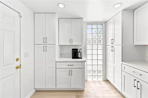 Kitchen - 21206 Silver Cloud, Diamond Bar, CA 91765 photo 3 of 8