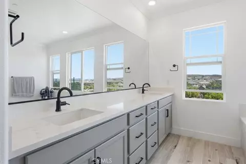 Bath - 39421 Verbena, Temecula, CA 92591 photo 1 of 5