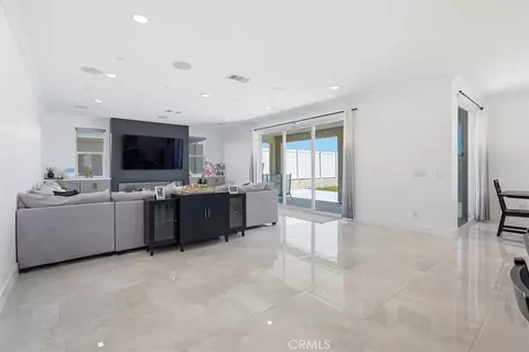 Living - 39421 Verbena, Temecula, CA 92591 photo 2 of 2