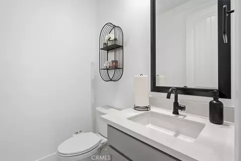 Bath - 39421 Verbena, Temecula, CA 92591 photo 5 of 5