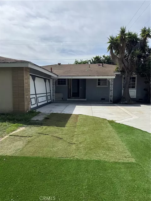 3618 W Crystal, Santa Ana, CA 92704