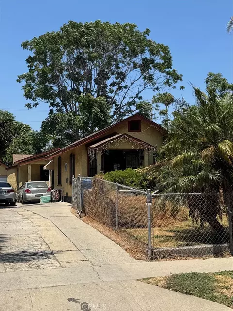 811 E 113th St, Los Angeles, CA 90059