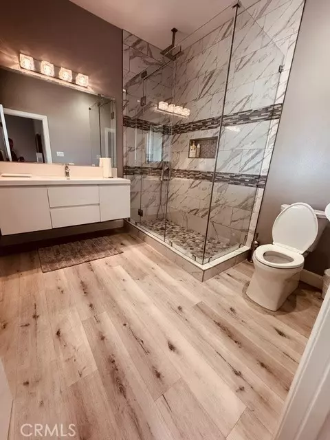 Bath - 16947 Orangecrest Ct, Riverside, CA 92504 photo 1 of 1