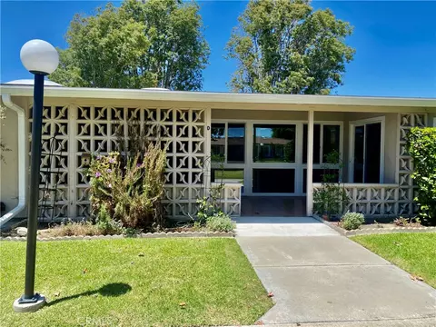13101 Del Monte Dr M11-279d, Seal Beach, CA 90740