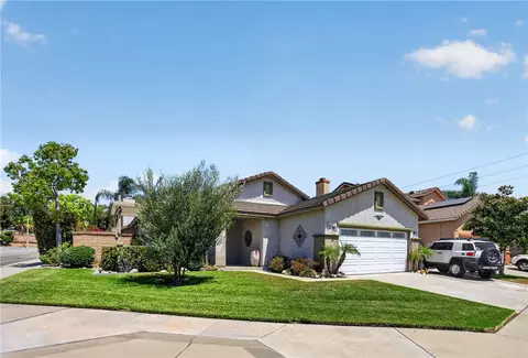 11976 Hunnicutt, Rancho Cucamonga, CA 91739 photo 2