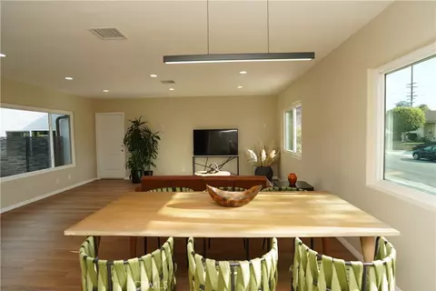 Dining - 6702 El Progreso St, Long Beach, CA 90815 photo 2 of 3