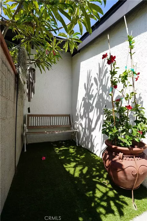 Exterior - 6702 El Progreso St, Long Beach, CA 90815 photo 8 of 10