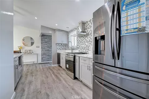 Kitchen - 22024 Gulf Ave, Carson, CA 90745 photo 3 of 10