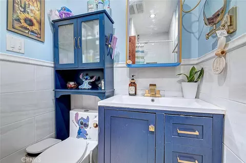 Bath - 22024 Gulf Ave, Carson, CA 90745 photo 5 of 6