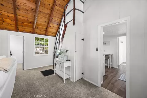 Entry Way - 1177 Bear Springs Rd, Rimforest, CA 92378 photo 1 of 5