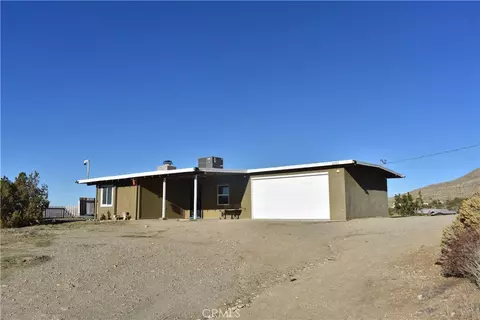 Exterior - 20511 Memory, Apple Valley, CA 92308 photo 2 of 7