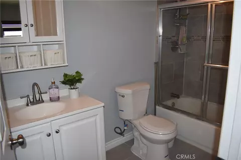 Bath - 20511 Memory, Apple Valley, CA 92308 photo 1 of 3