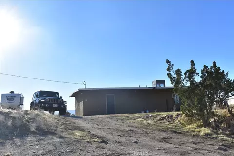 Exterior - 20511 Memory, Apple Valley, CA 92308 photo 5 of 7