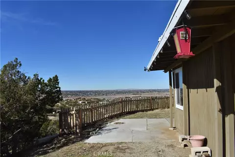 Exterior - 20511 Memory, Apple Valley, CA 92308 photo 6 of 7