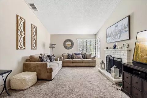 3203 E Avenue S3, Palmdale, CA 93550 photo 6