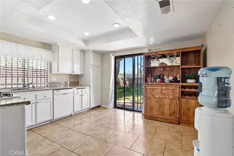 3203 E Avenue S3, Palmdale, CA 93550 photo 10