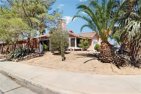 3203 E Avenue S3, Palmdale, CA 93550 photo 3