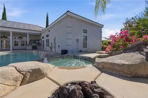Exterior - 685 Bradbury, Redlands, CA 92374 photo 12 of 17