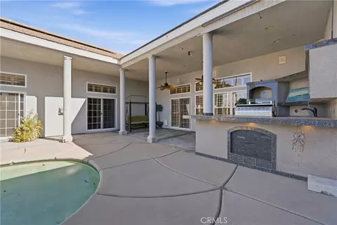 Exterior - 685 Bradbury, Redlands, CA 92374 photo 8 of 17