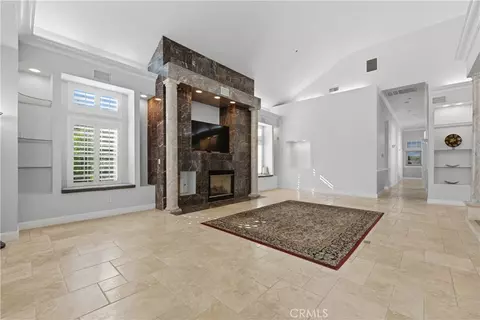 Living - 685 Bradbury, Redlands, CA 92374 photo 3 of 15