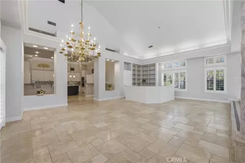 Living - 685 Bradbury, Redlands, CA 92374 photo 8 of 15