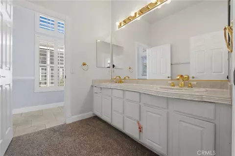 Entry Way - 685 Bradbury, Redlands, CA 92374 photo 7 of 9