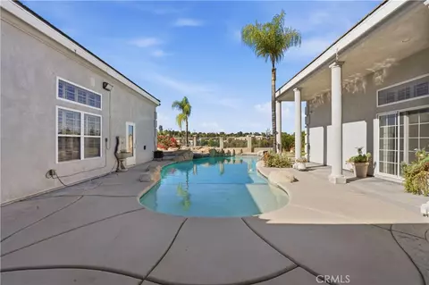 Exterior - 685 Bradbury, Redlands, CA 92374 photo 7 of 17