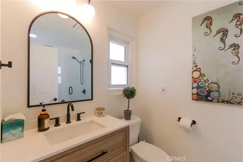 Bath - 2516 E Quincy, Orange, CA 92867 photo 1 of 3