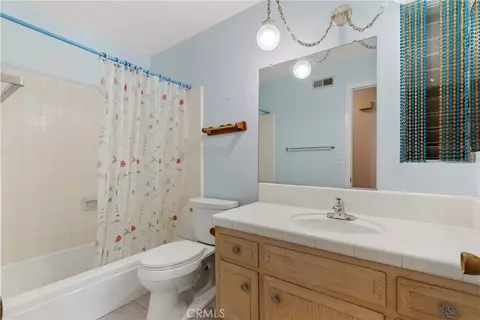Bath - 2419 E Villa Real, Orange, CA 92867 photo 2 of 2