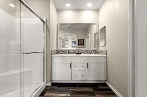 Bath - 17879 S Upton, Carson, CA 90746 photo 2 of 4