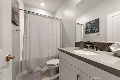 Bath - 17879 S Upton, Carson, CA 90746 photo 4 of 4