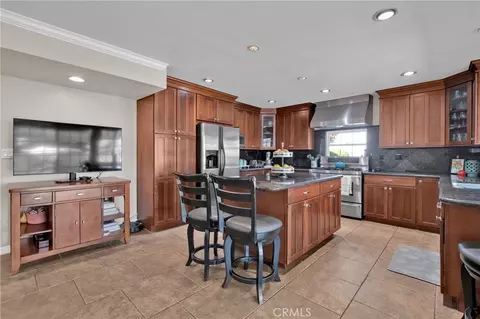 Kitchen - 962 E Bastanchury, Placentia, CA 92870 photo 2 of 3
