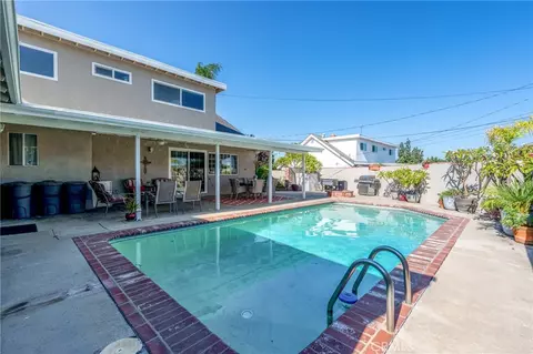 Exterior - 962 E Bastanchury, Placentia, CA 92870 photo 4 of 5