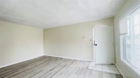 Living - 1083 Gaviota Ave, Long Beach, CA 90813 photo 3 of 3