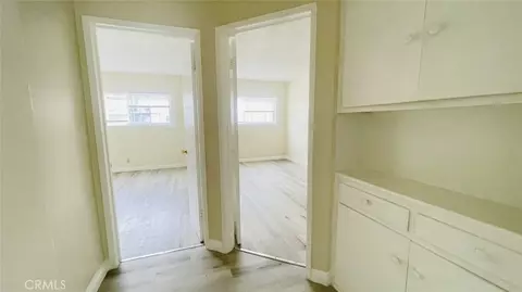 Entry Way - 1083 Gaviota Ave, Long Beach, CA 90813 photo 1 of 2