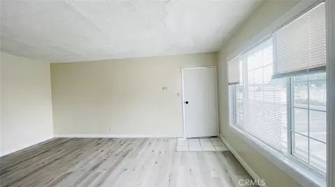 Living - 1083 Gaviota Ave, Long Beach, CA 90813 photo 2 of 3