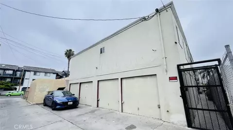 Exterior - 1083 Gaviota Ave, Long Beach, CA 90813 photo 2 of 7