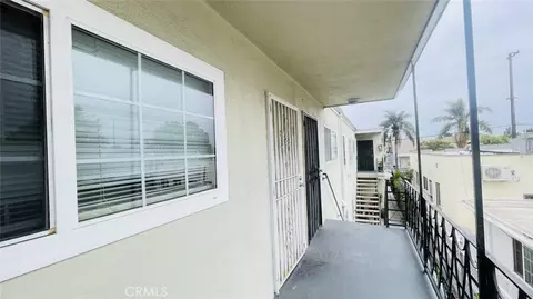 Exterior - 1083 Gaviota Ave, Long Beach, CA 90813 photo 7 of 7
