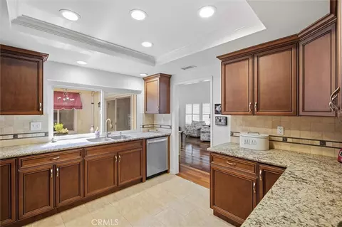 Kitchen - 1228 Woodside Dr, Placentia, CA 92870 photo 3 of 4
