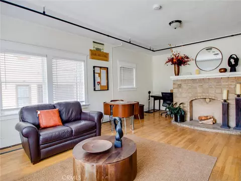 Living - 323 W 4th UNIT 101, Long Beach, CA 90802 photo 3 of 4