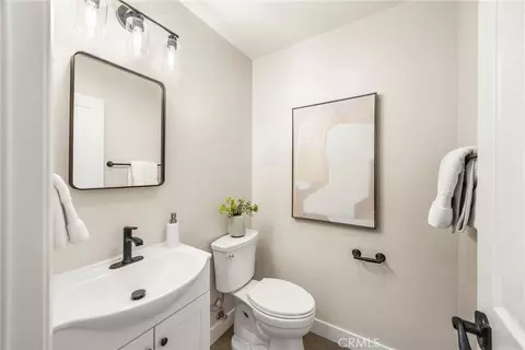 Bath - 2252 Schlaepfer, Fullerton, CA 92833 photo 1 of 2