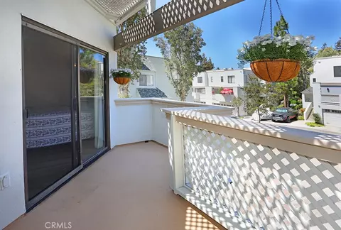 Exterior - 5846 E Creekside #31, Orange, CA 92869 photo 2 of 7