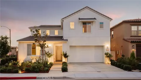 21171 Strathmoor, Huntington Beach, CA 92646