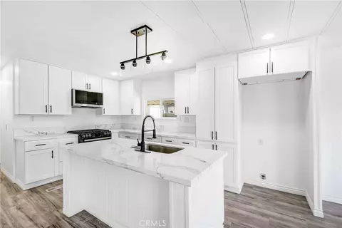 1455 S State St #17, Hemet, CA 92543